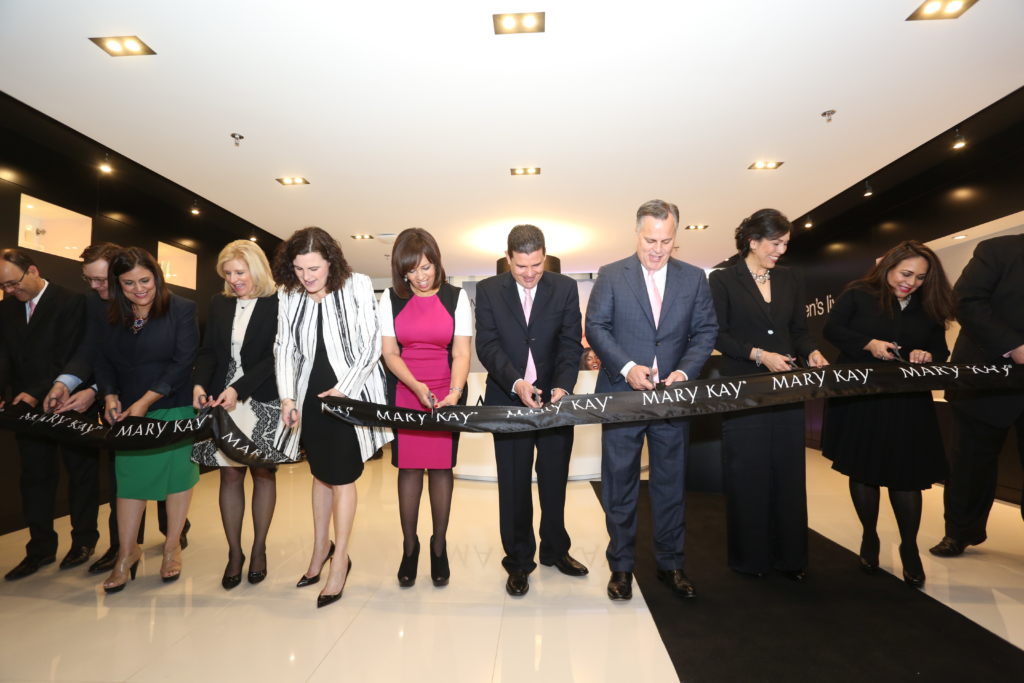 Colombia Ribbon Cutting