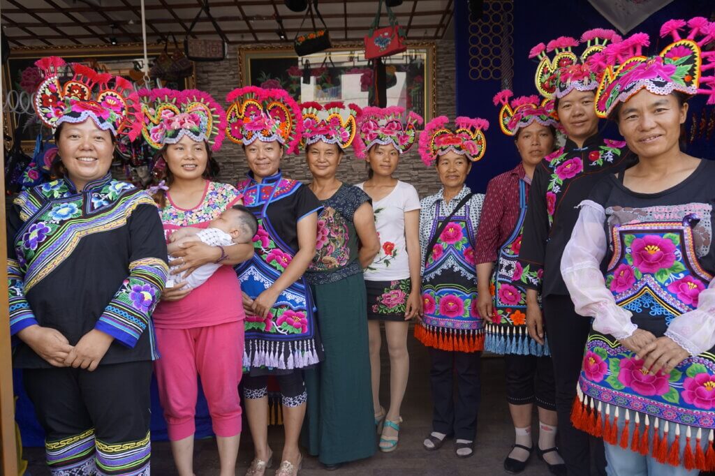 - Female entrepreneurs in Chuxiong, Yunnan Province increased their income and helped preserve the Yunnan Embroidery cultural industry thanks to Mary Kay Women’s Entrepreneurship Program